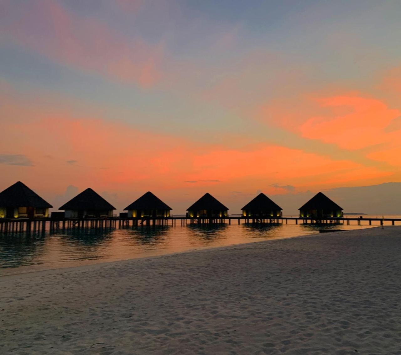 Adaaran Prestige Water Villas Meedhoo  Esterno foto
